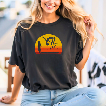 Retro Sunset Cliff Jumping T-Shirt - Outdoorsy Distressed Vintage Sunset Silhouette Adventure Shirt