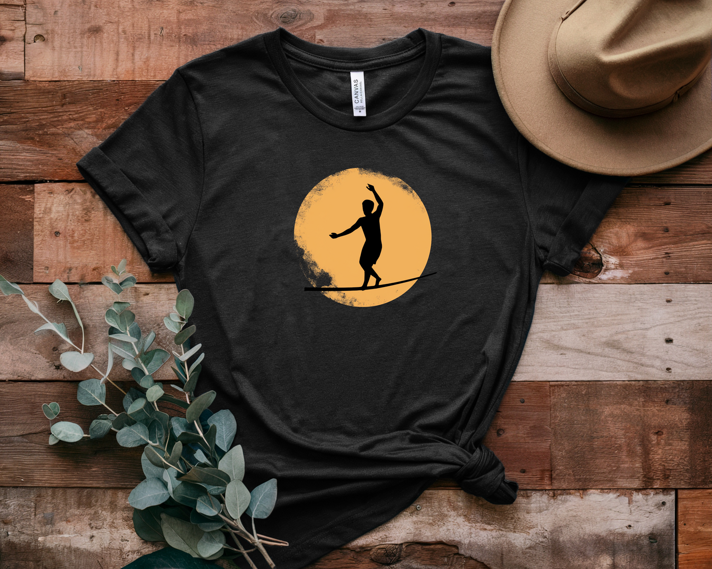 Slackline Shirt - Silhouette Moon - Cool, Minimalist Slackline/Highline T-Shirt