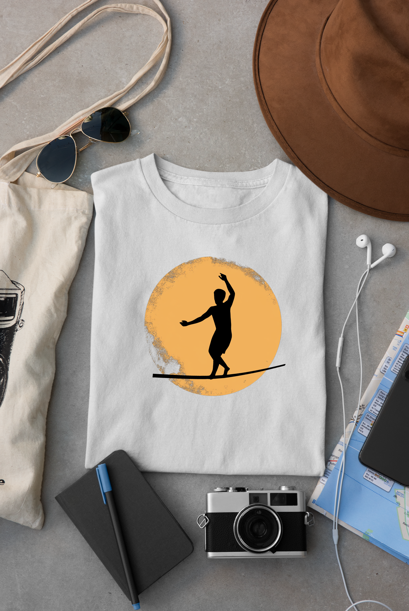 Slackline Shirt - Silhouette Moon - Cool, Minimalist Slackline/Highline T-Shirt